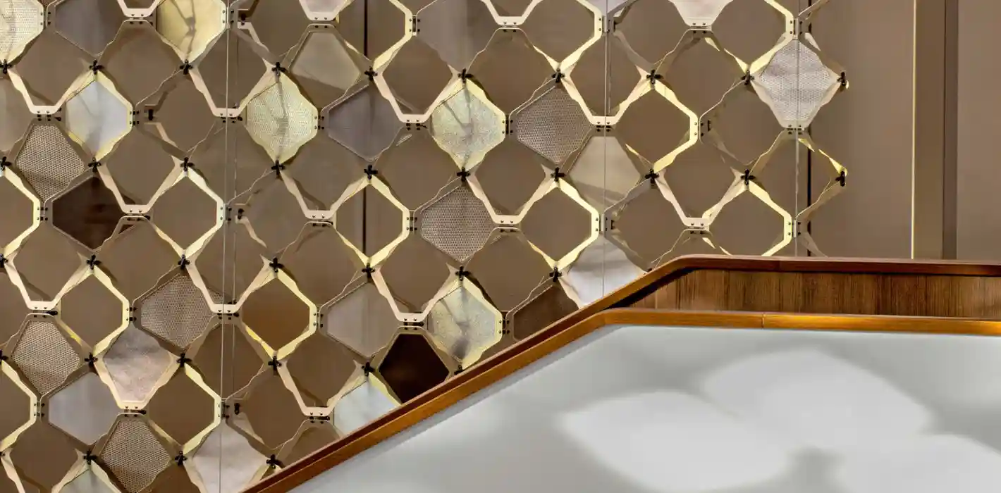 studio-MTX_collection-latil_Celebrity-Edge-2018